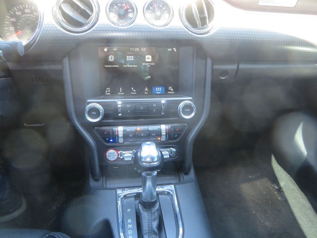 2016 Ford Mustang Image 18