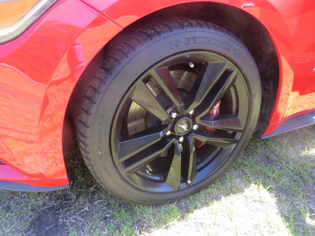 2016 Ford Mustang Image 24