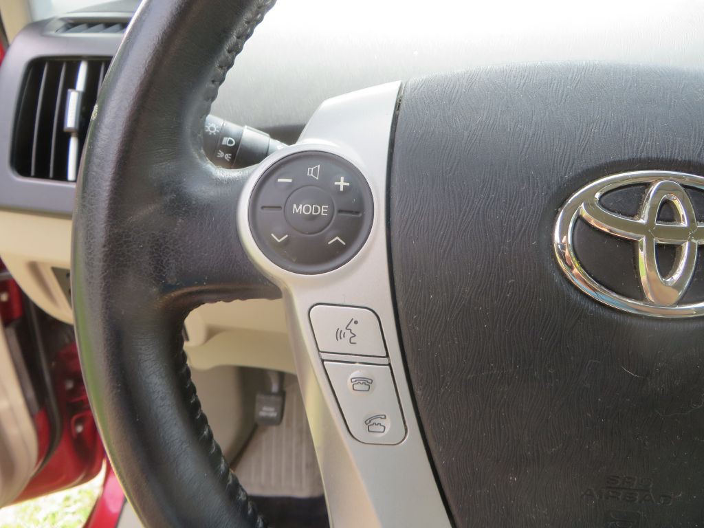 2010 Toyota Prius Image 14