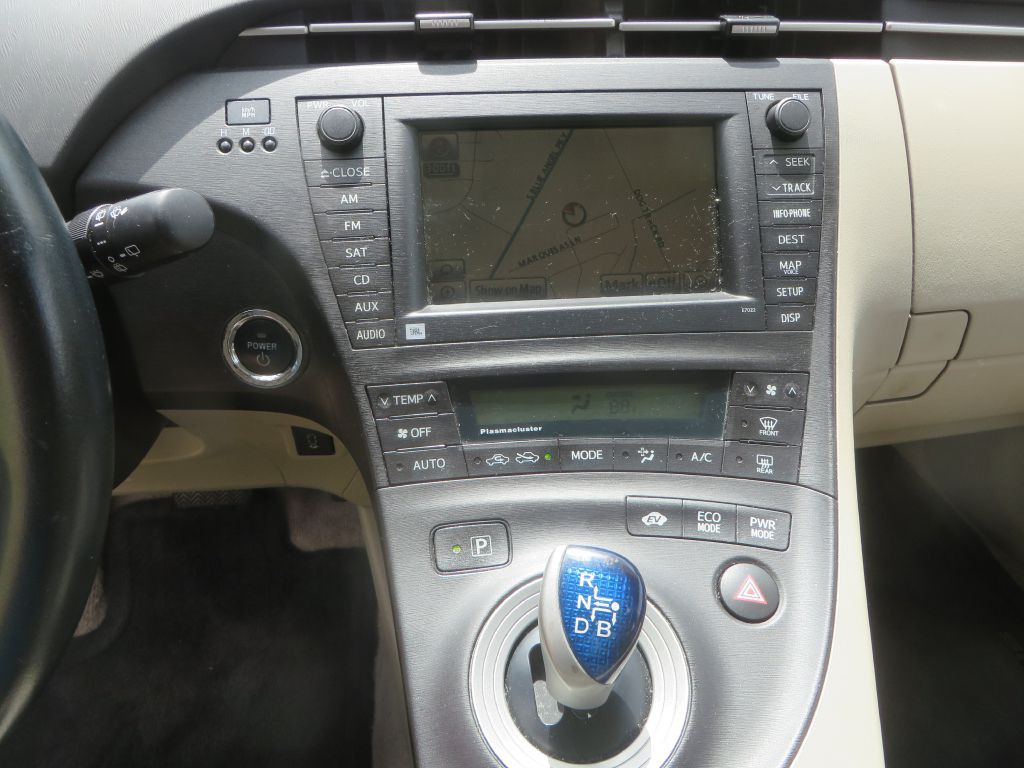 2010 Toyota Prius Image 17