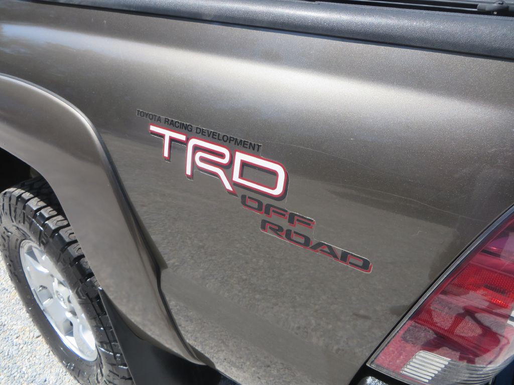 2011 Toyota Tacoma Image 10