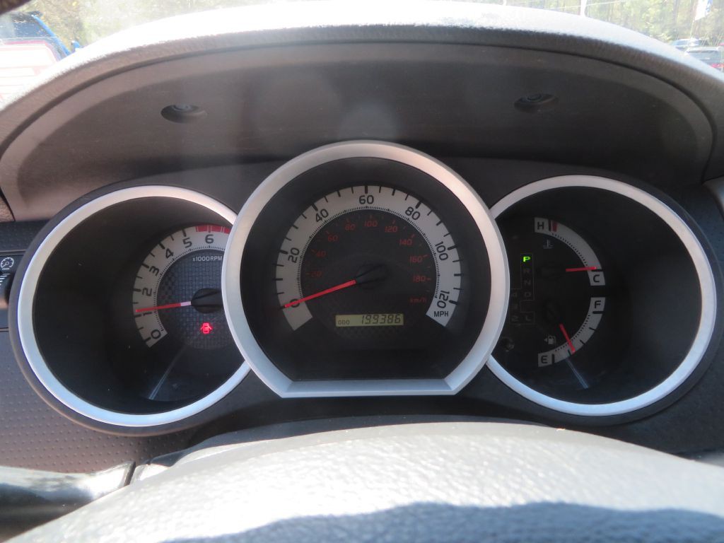 2011 Toyota Tacoma Image 15