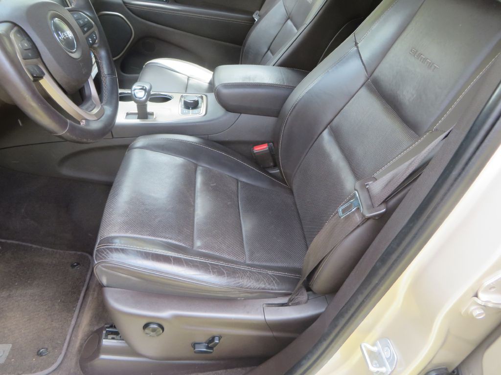 2014 Jeep Grand Cherokee Image 24