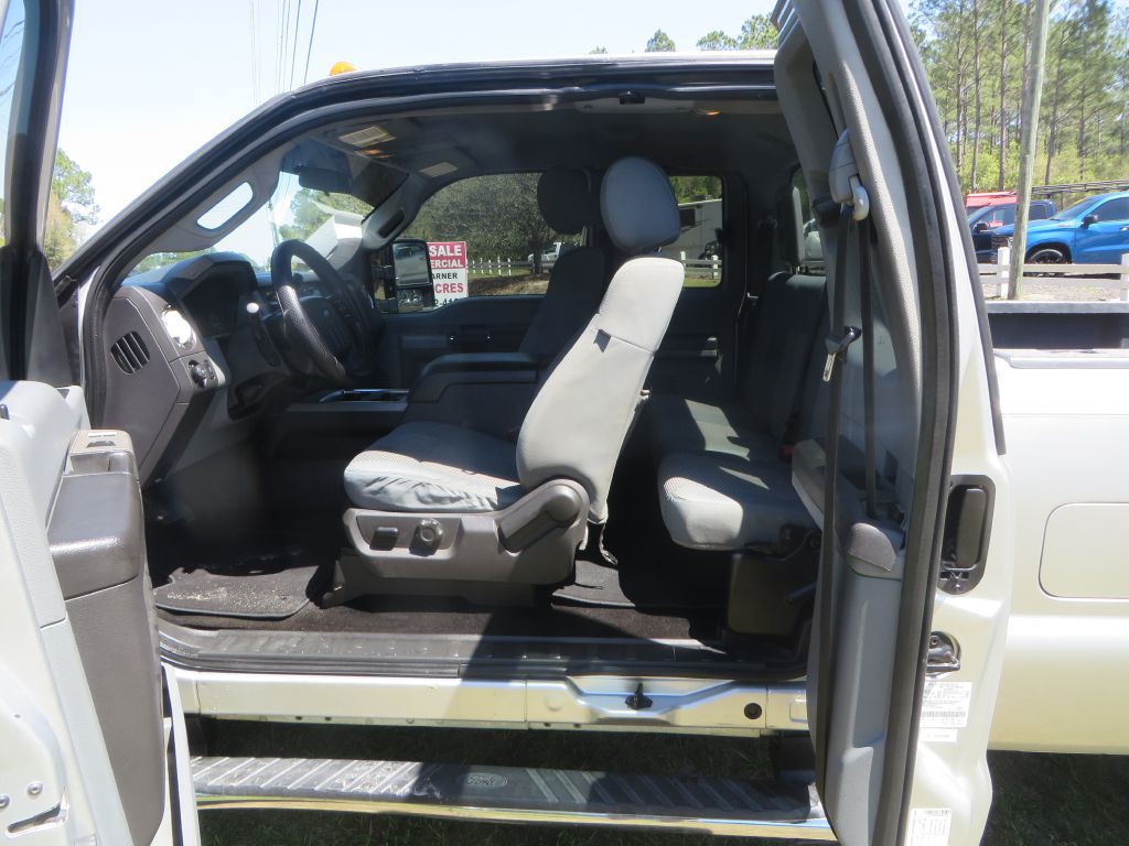 2013 Ford F-250 Image 14