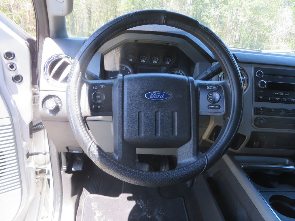 2013 Ford F-250 Image 16