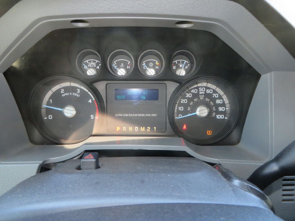 2013 Ford F-250 Image 19