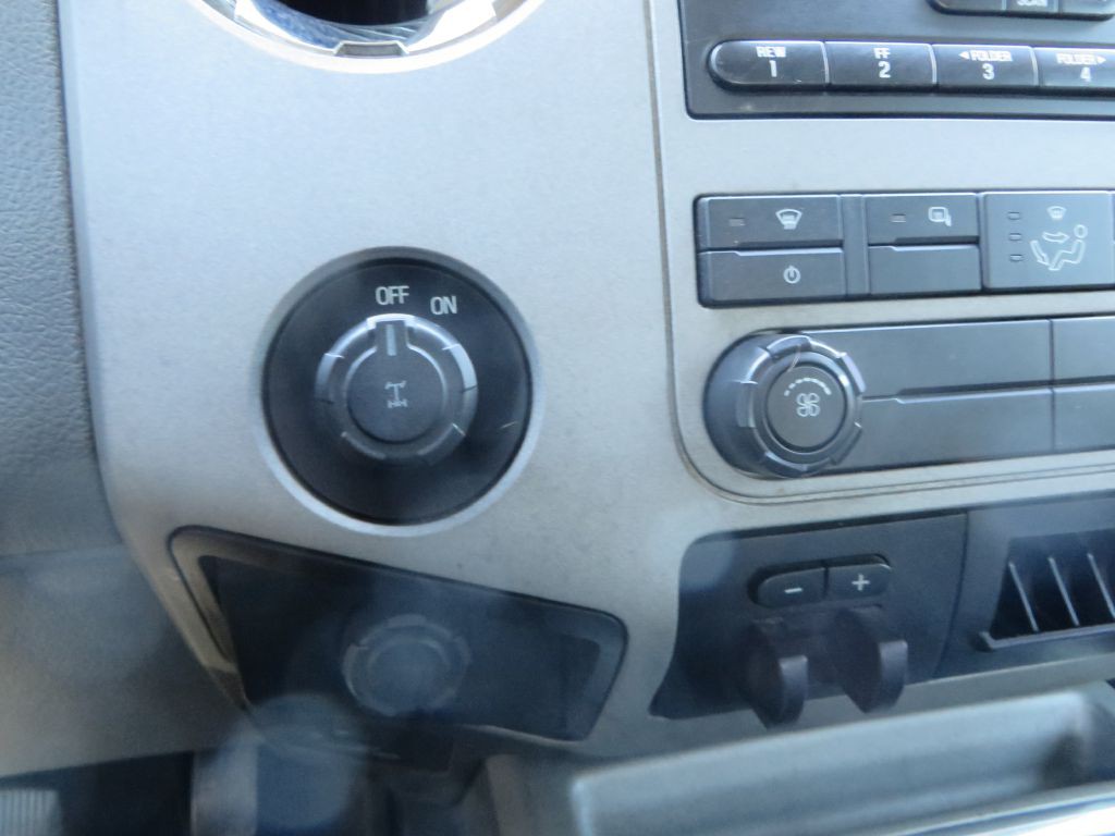 2013 Ford F-250 Image 22