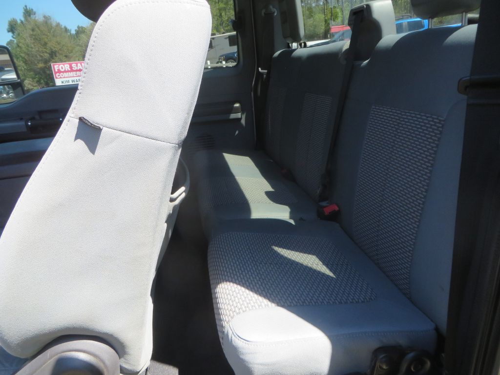 2013 Ford F-250 Image 25