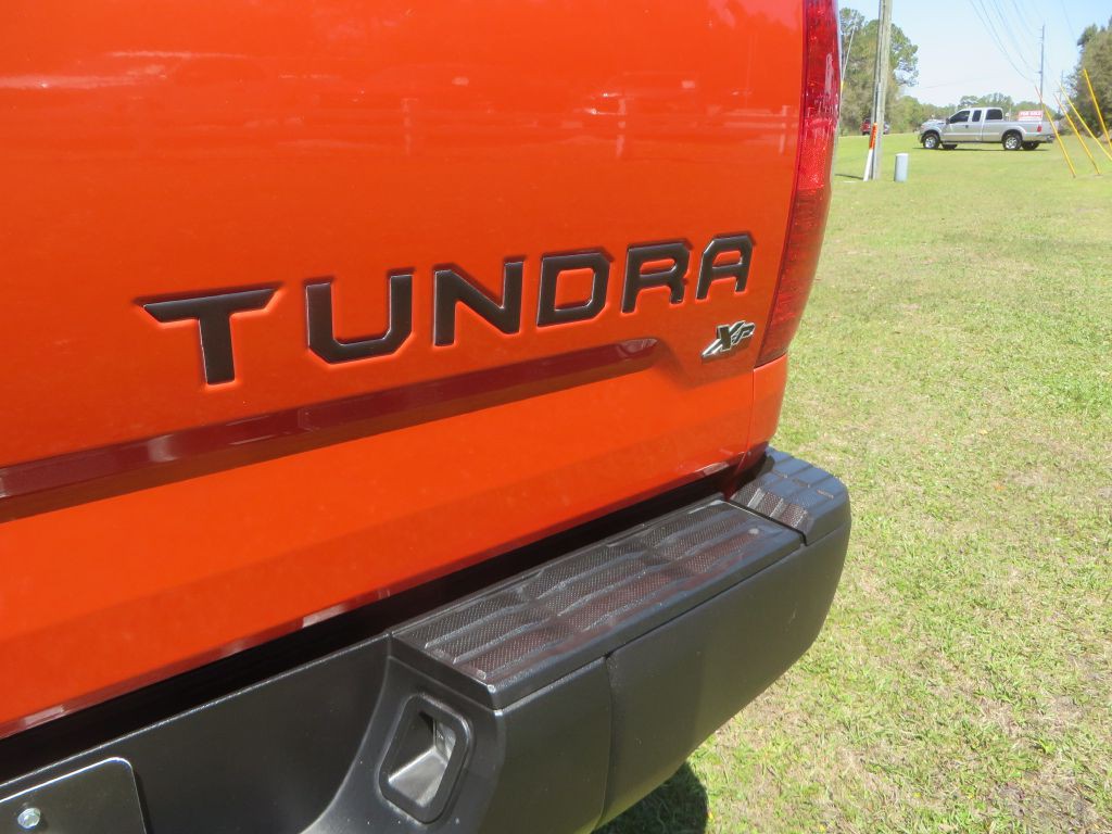 2016 Toyota Tundra Image 9