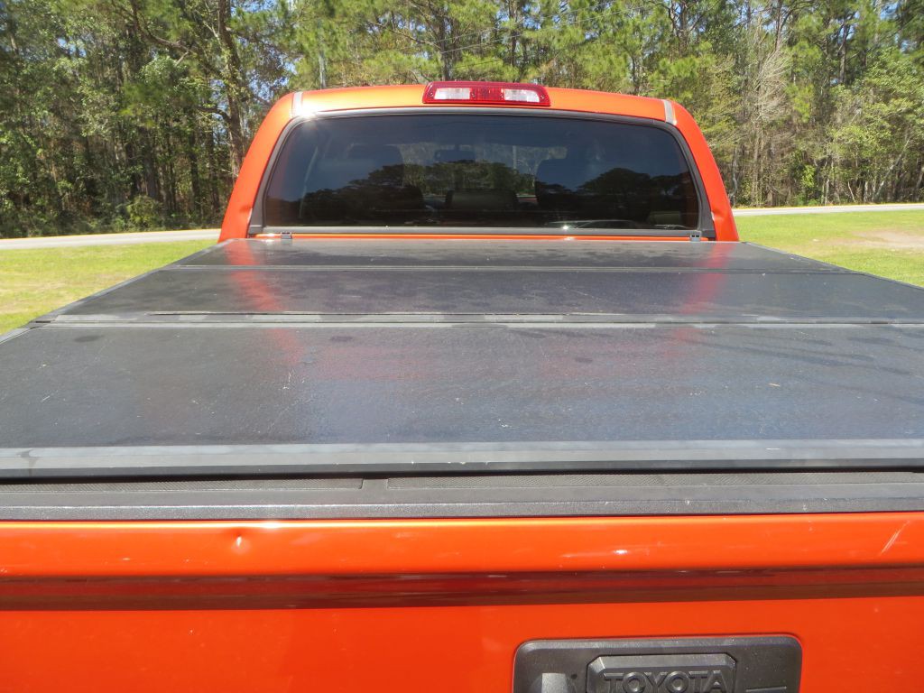 2016 Toyota Tundra Image 10