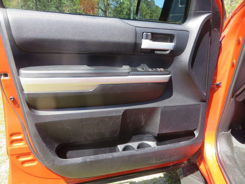 2016 Toyota Tundra Image 13