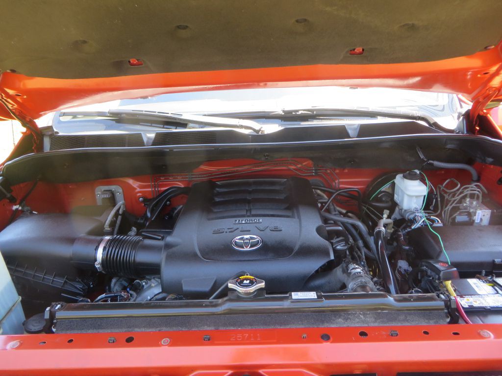 2016 Toyota Tundra Image 28