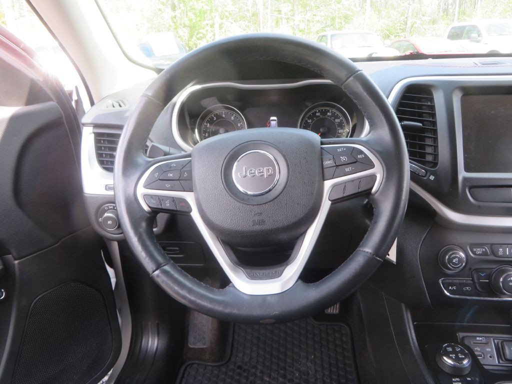 2015 Jeep Cherokee Image 14