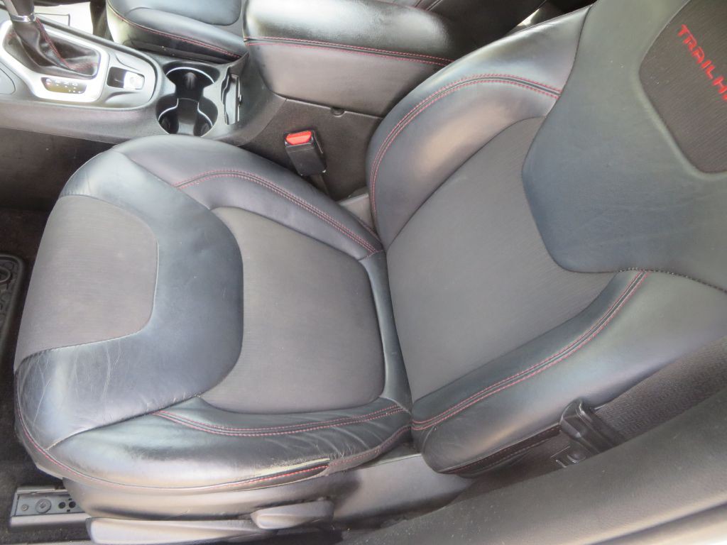 2015 Jeep Cherokee Image 22