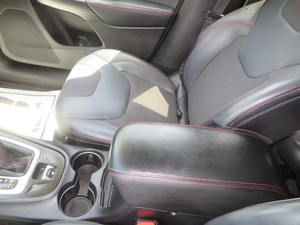 2015 Jeep Cherokee Image 23