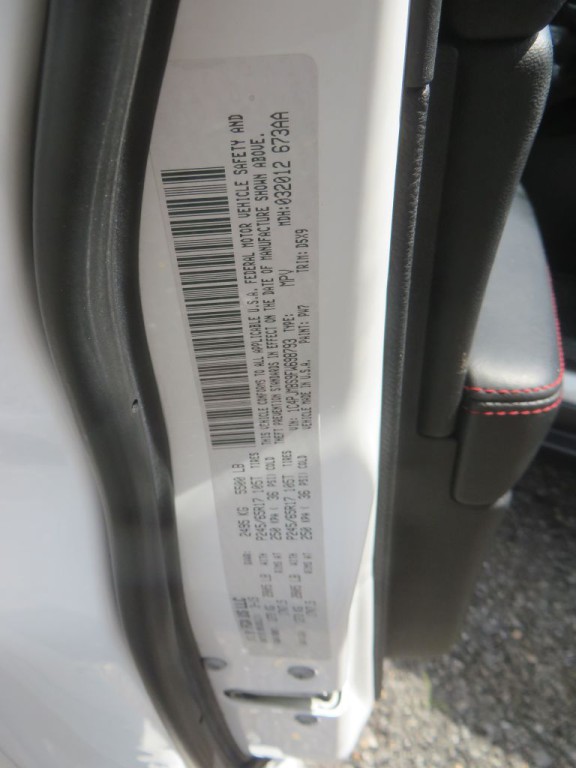 2015 Jeep Cherokee Image 28