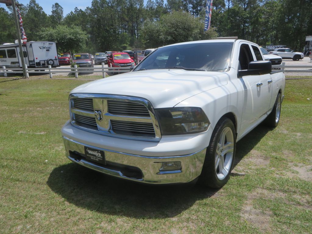 2011 Dodge Ram 1500 Image 2