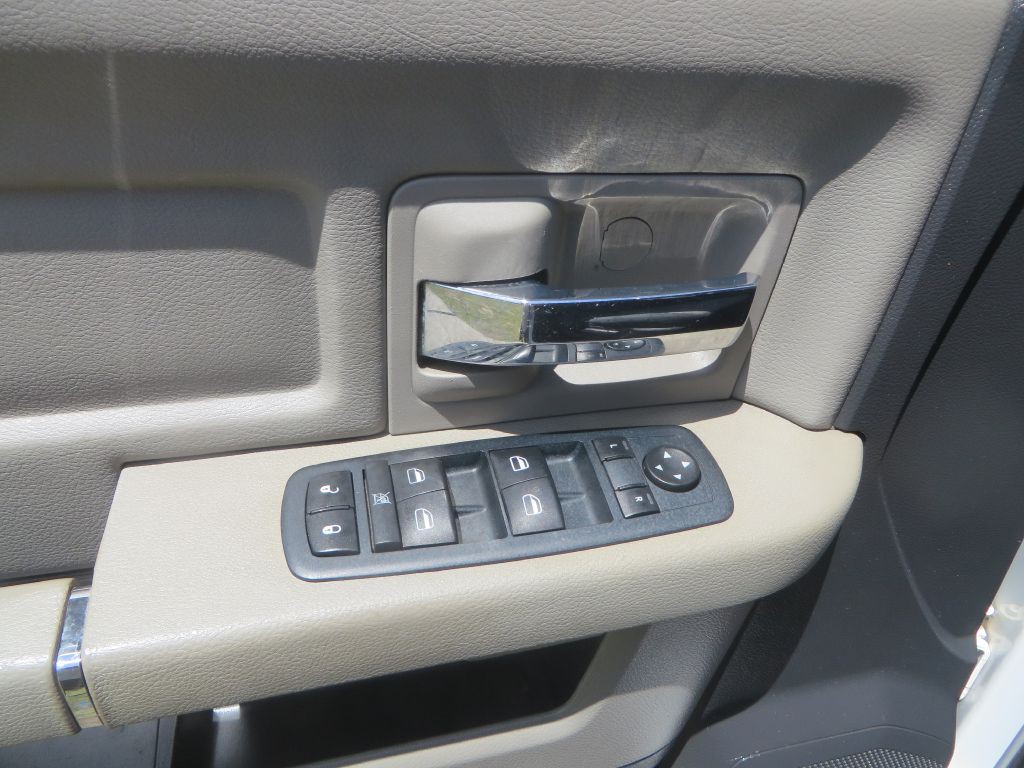 2011 Dodge Ram 1500 Image 12