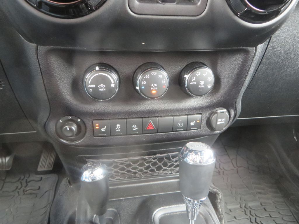 2016 Jeep Wrangler Unlimited Image 18