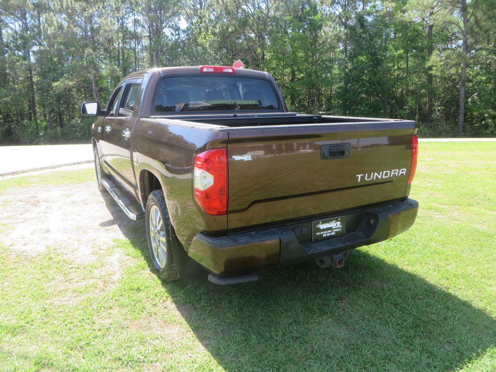 2015 Toyota Tundra Image 8