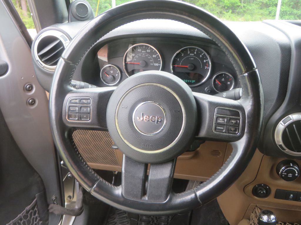 2016 Jeep Wrangler Image 11