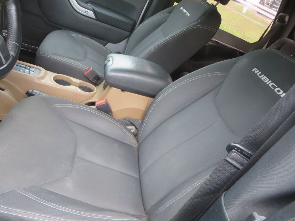 2016 Jeep Wrangler Image 18