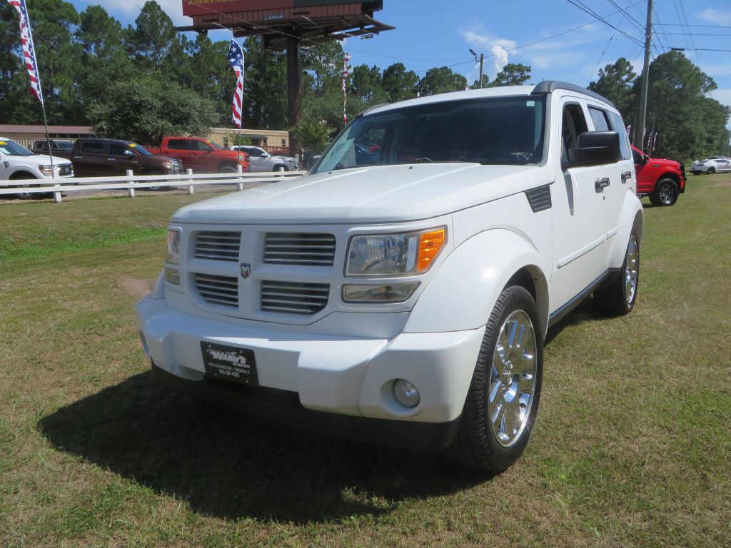 2011 Dodge Nitro Image 2