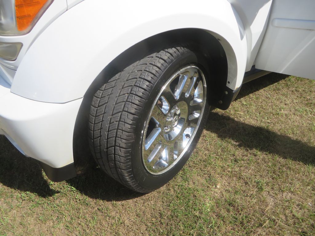2011 Dodge Nitro Image 20