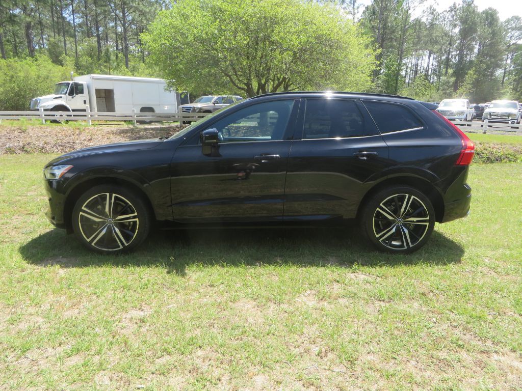 2020 Volvo XC60 Image 1