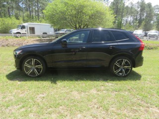 Image for 2020 Volvo XC60 T6 R-DESIGN ID: 7335548