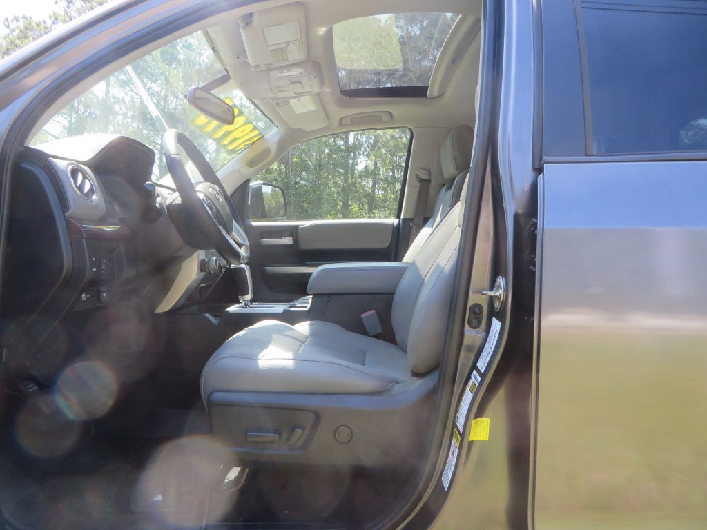 2014 Toyota Tundra Image 12