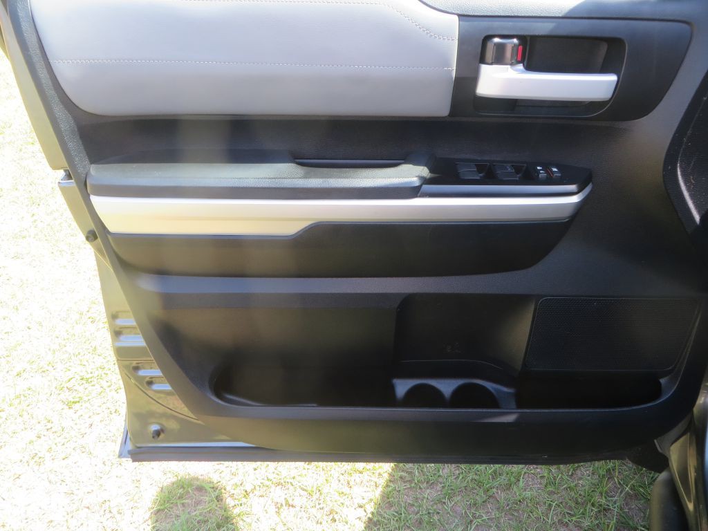 2014 Toyota Tundra Image 13