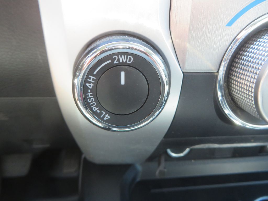 2014 Toyota Tundra Image 22