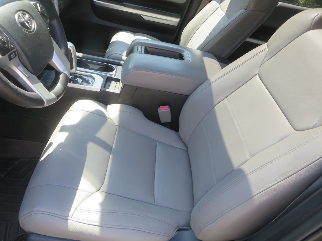 2014 Toyota Tundra Image 24