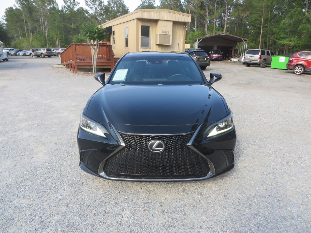 2019 Lexus ES Image 3