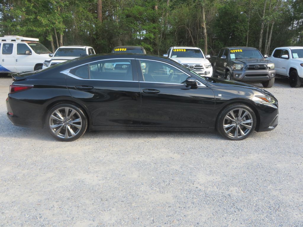 2019 Lexus ES Image 5