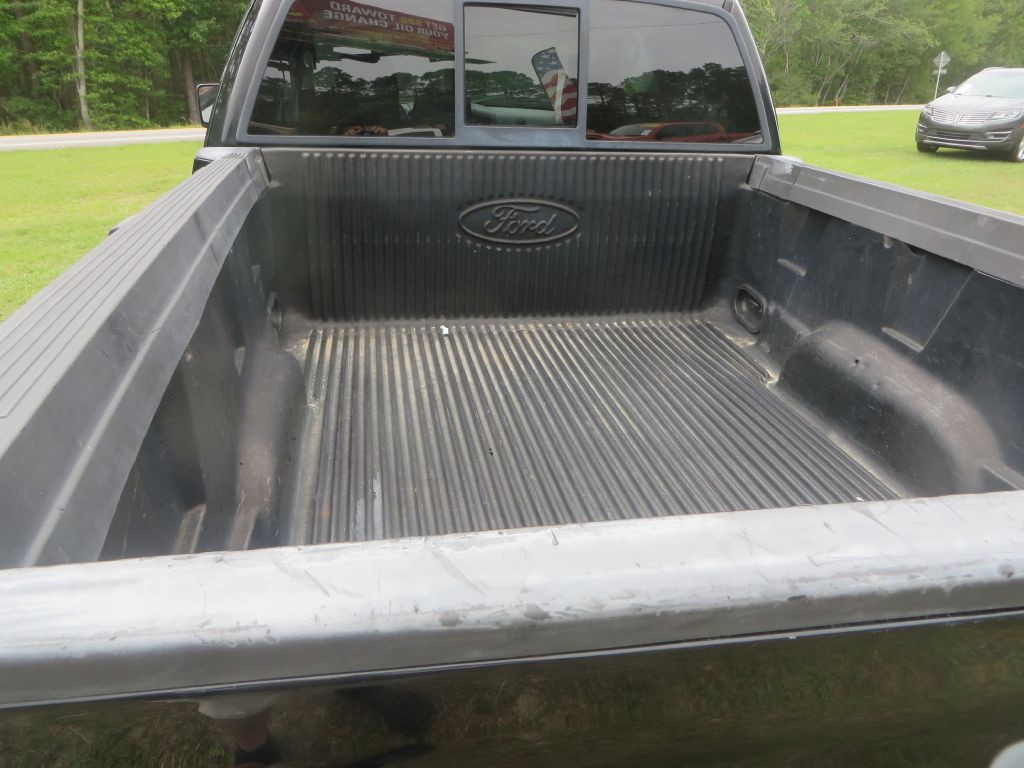 2006 Ford F-150 Image 10