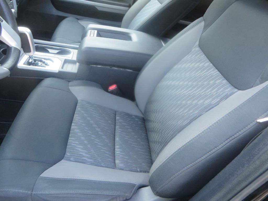 2019 Toyota Tundra Image 24