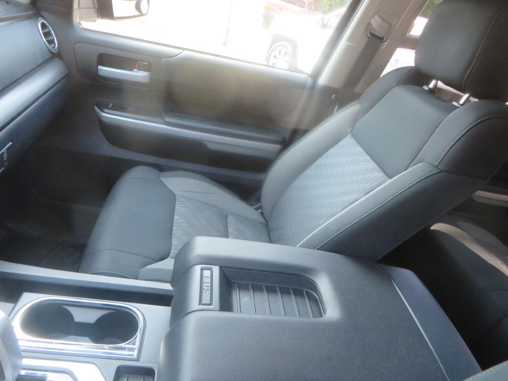 2019 Toyota Tundra Image 25