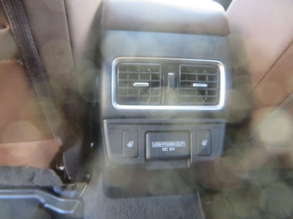2018 Subaru Outback Image 32