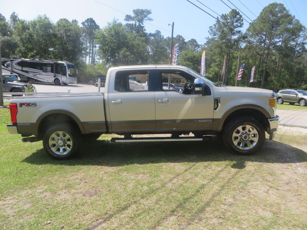 2017 Ford F-250 Image 5