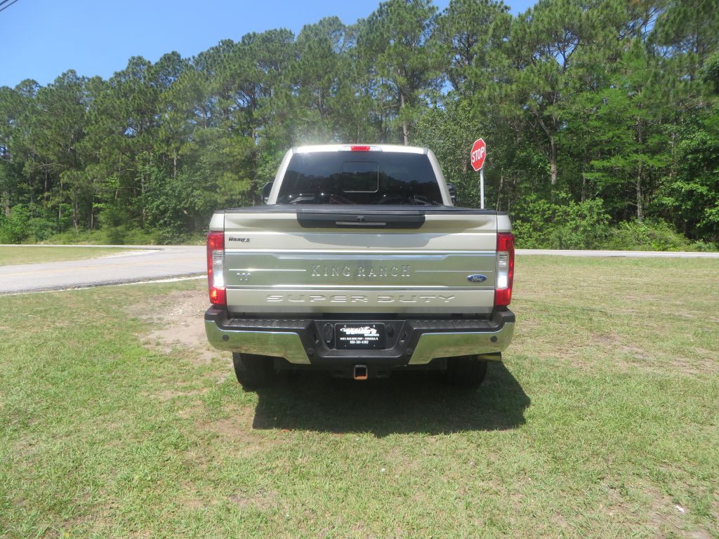 2017 Ford F-250 Image 7