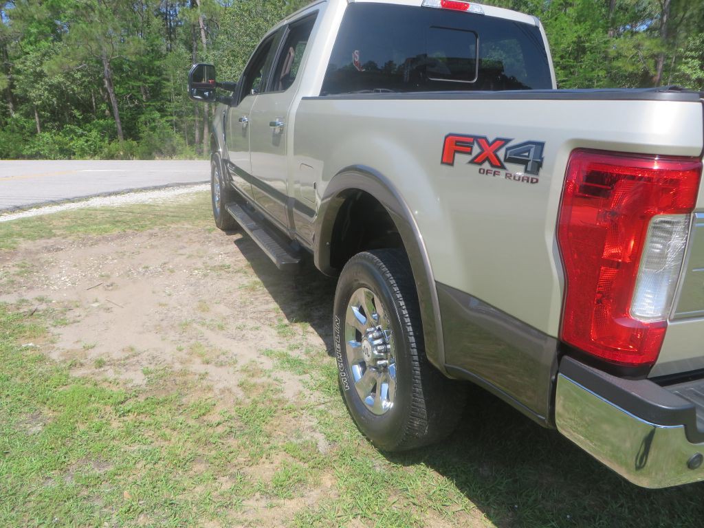 2017 Ford F-250 Image 12