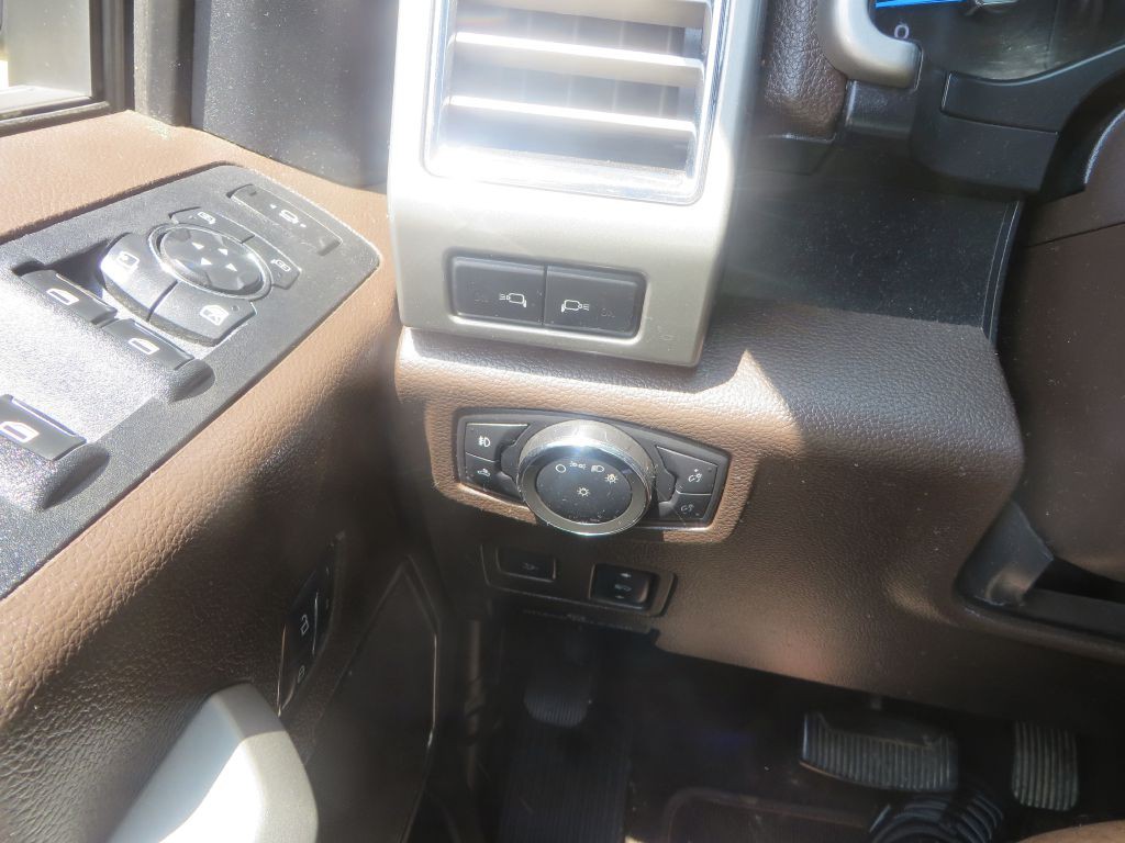 2017 Ford F-250 Image 27