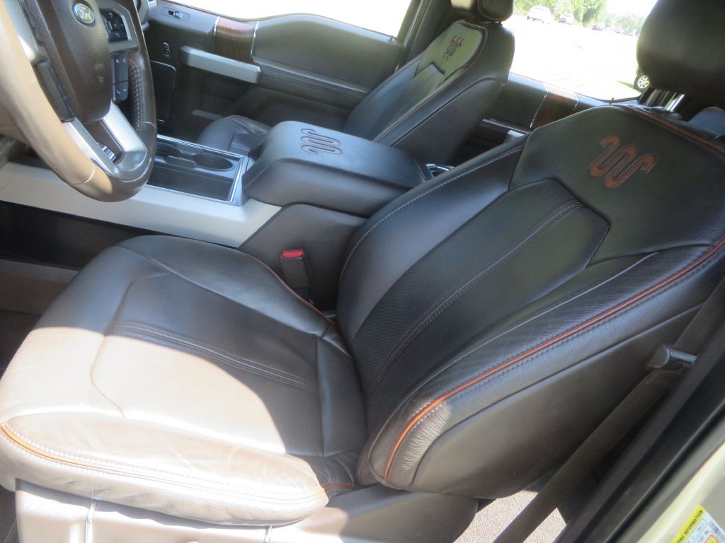 2017 Ford F-250 Image 30