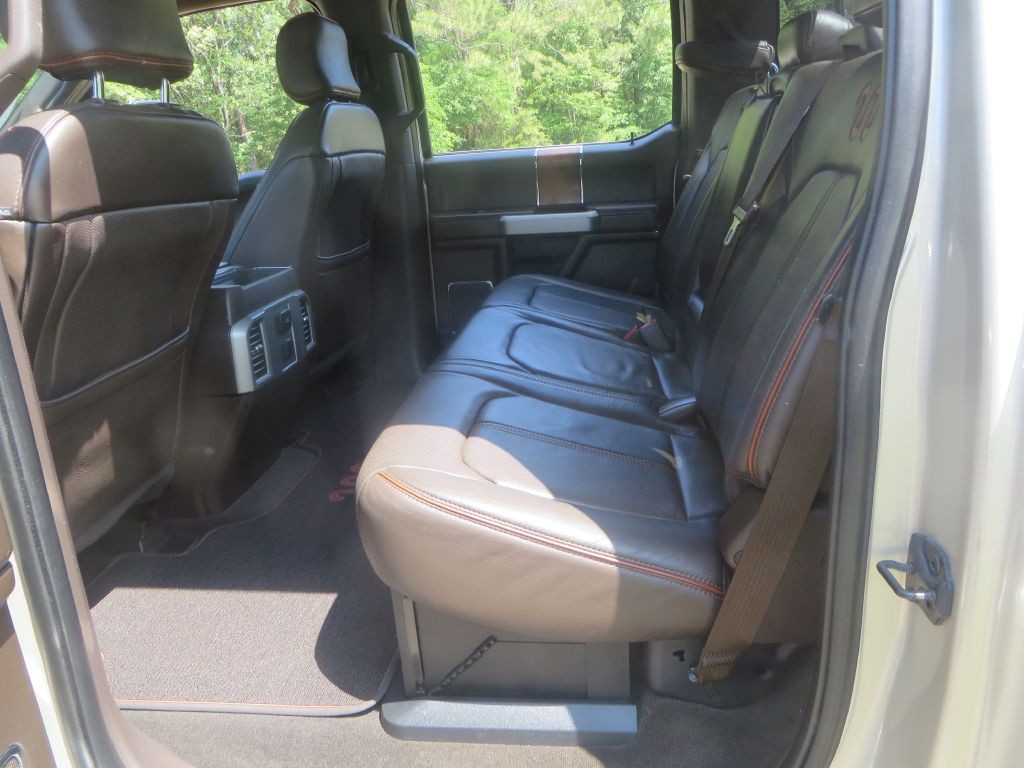 2017 Ford F-250 Image 32