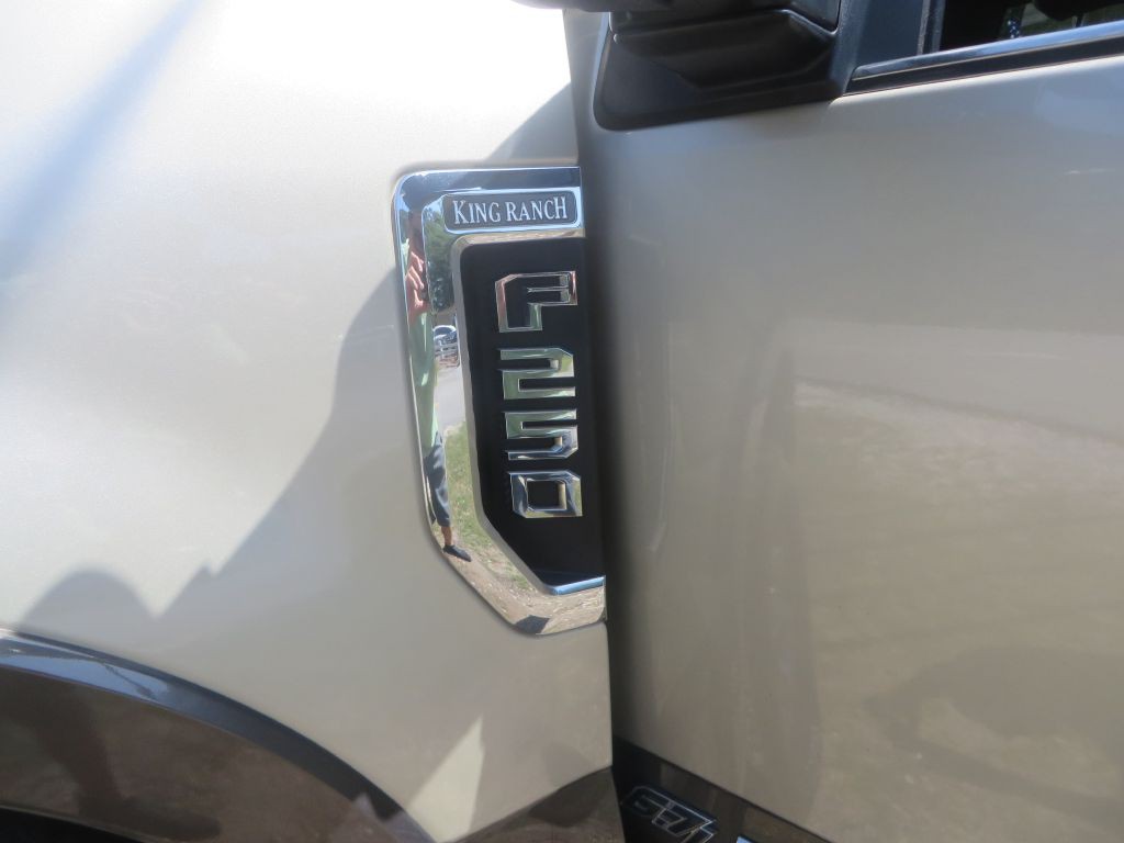 2017 Ford F-250 Image 38