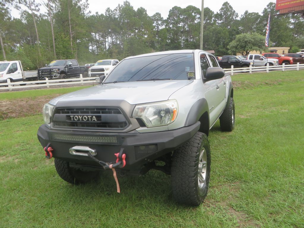 2013 Toyota Tacoma Image 2