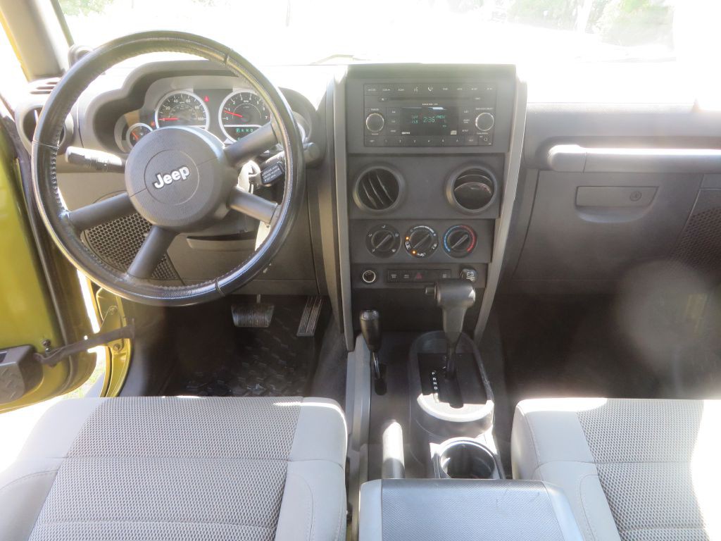 2007 Jeep Wrangler Image 11