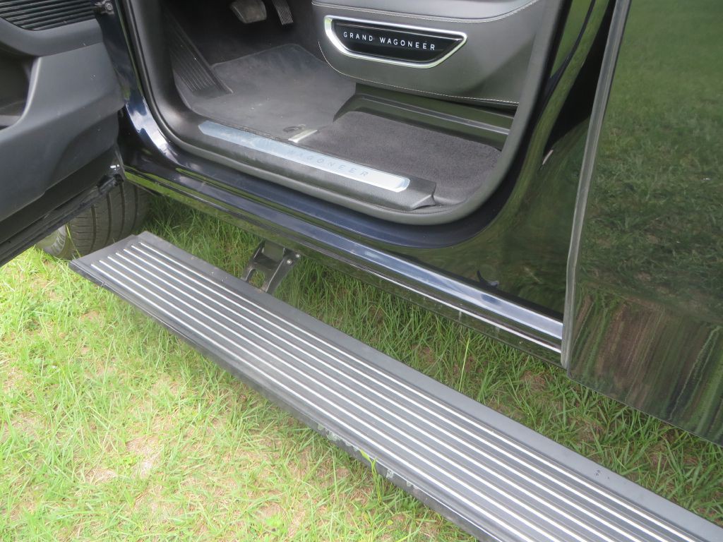 2024 Jeep Grand Cherokee Image 9
